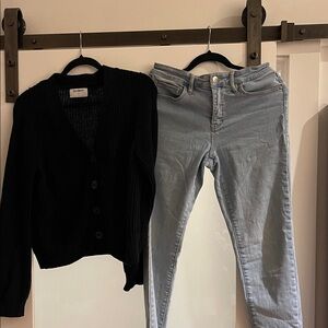 RW&CO. Light Blue Skinny Jeans plus choose a sweater